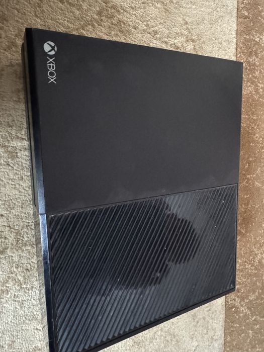 Xbox one + аккаунт с играми