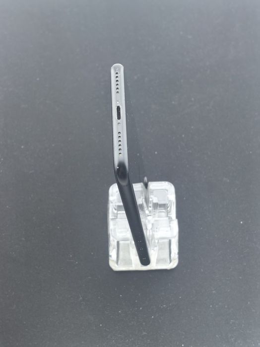 Apple iPhone SE 2020 64 GB ID-rcu113