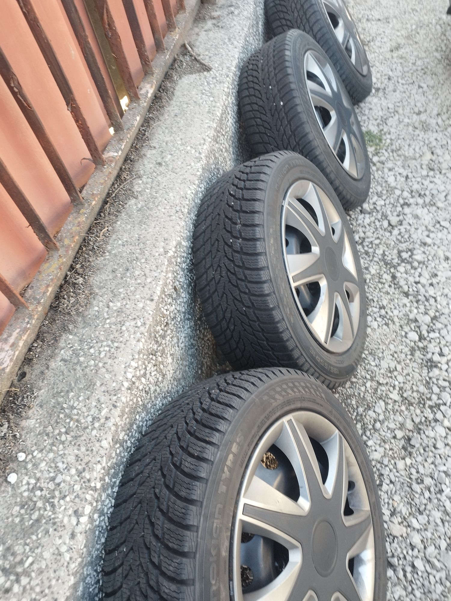 Гуми с джанти Nokian 4x108 ford /форд 195/55/16