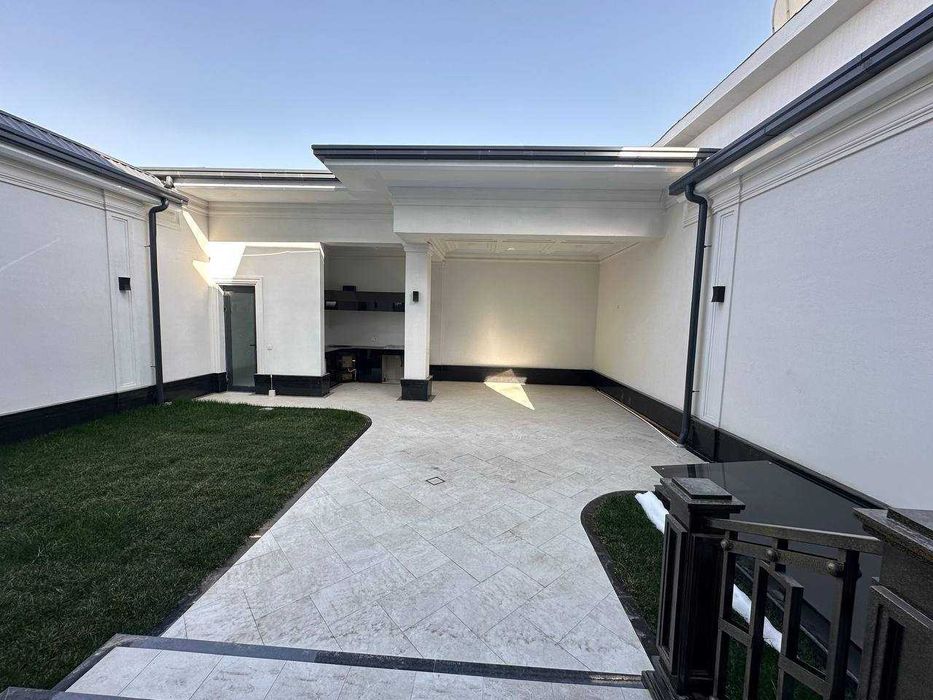 #426 Продаются два дома близнеца ,ориентир центр Луначарского