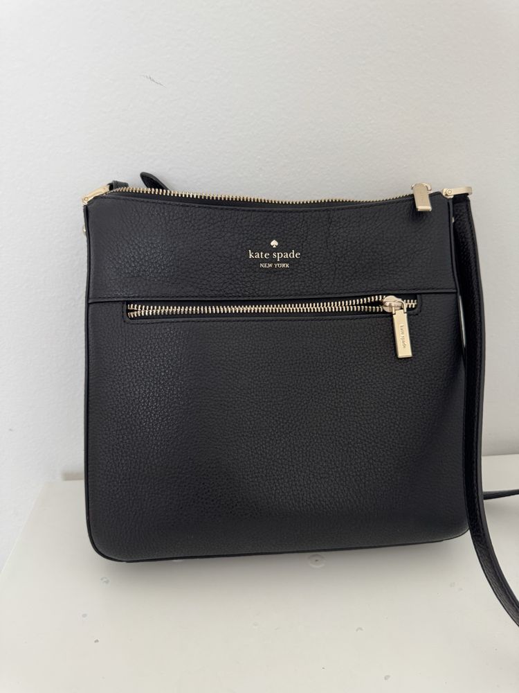 Сумка Crossbody Kate Spade, кожаная.