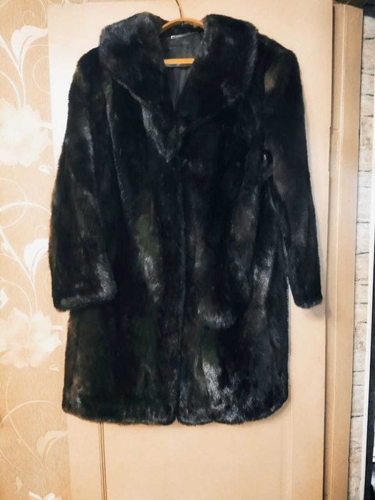 Шуба из меха ВЫДРЫ