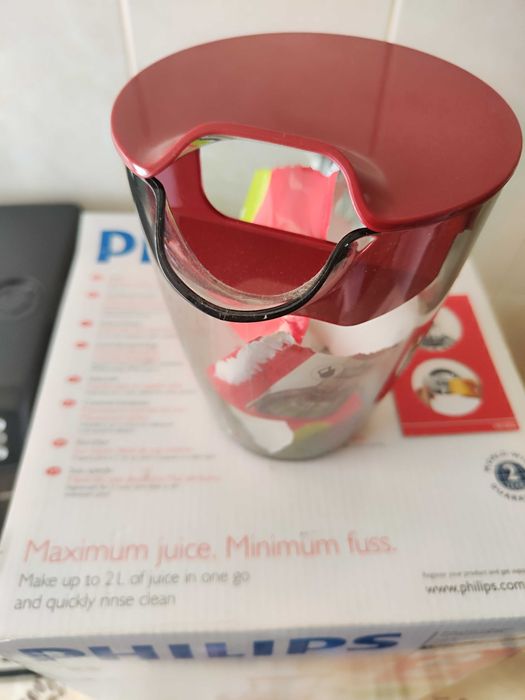 Storcator de fructe si legume Philips HR1855/70, 700 W, alb/rosu