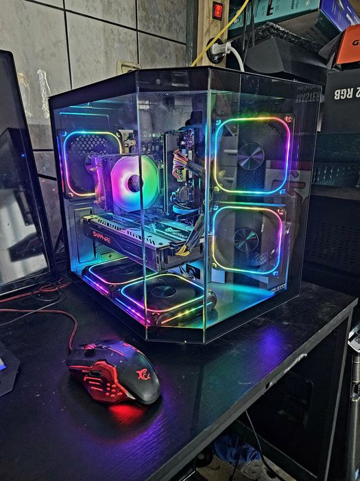 Unitate PC Gaming i7 7700 video 8GB RX 480 16GB RAM SSD
