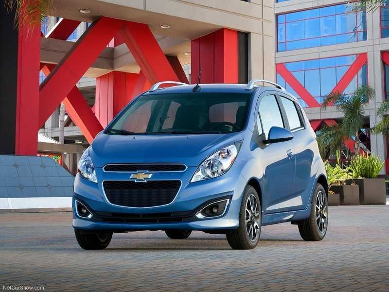 Бампер капот фара радиатор петля решетка  Шевролет Спарк Spark 10-