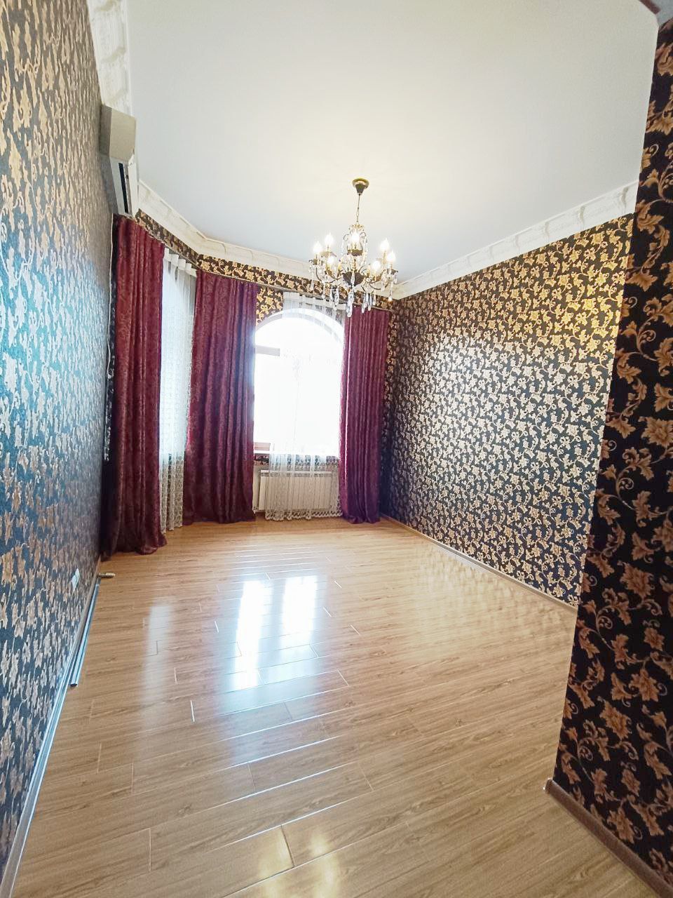 Циалковская ул. Археологическая. Продаётся дом. 3 уровня 588м²