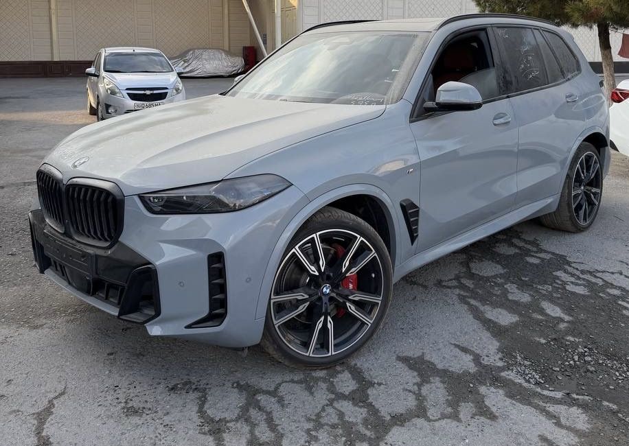BMW X5 xDrive 40i 2026 модель