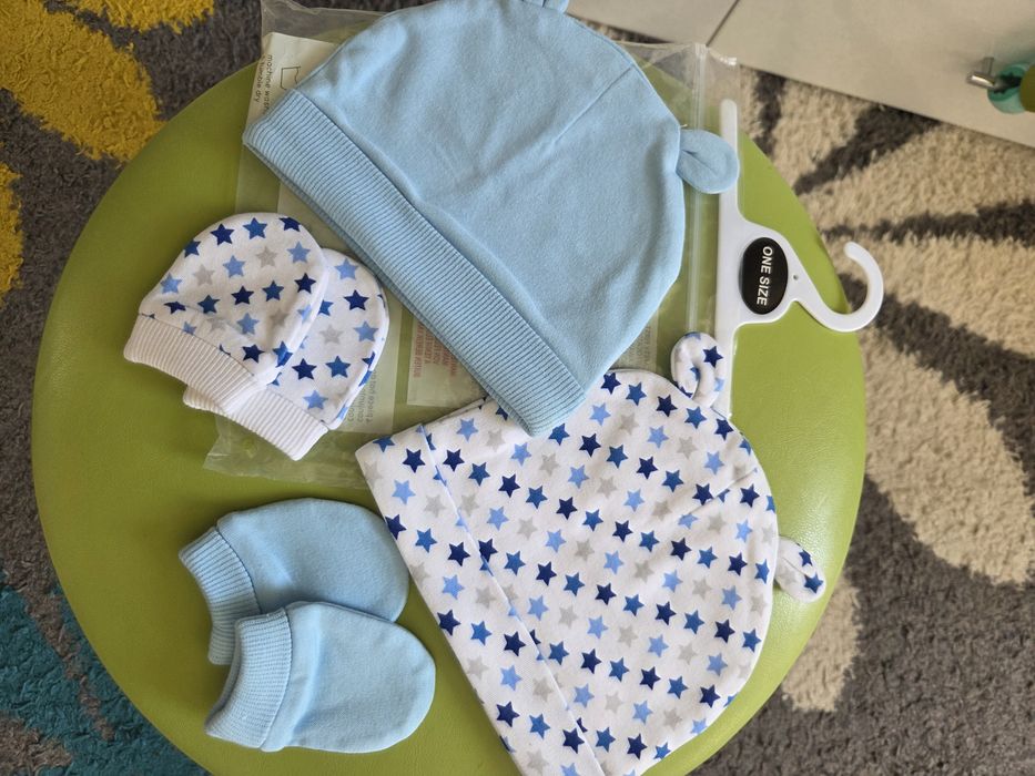Noi, Set căciulițe + mănuși (0-6 luni) nou nascuti