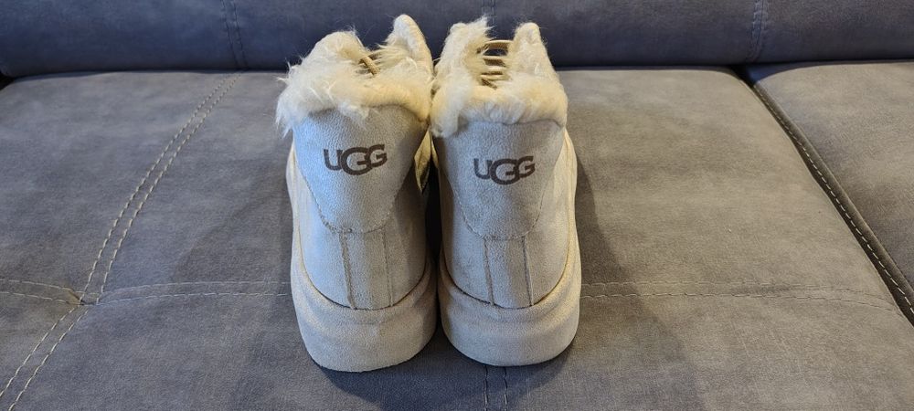 Ghete dama UGG Mărimea 38