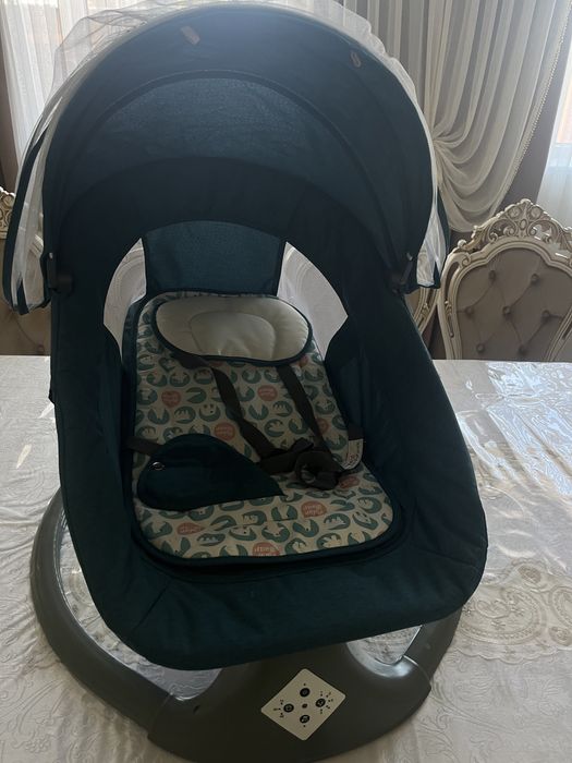 Качелья манеж чезлоног