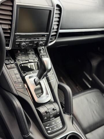 Porsche Cayenne Facelift 2016