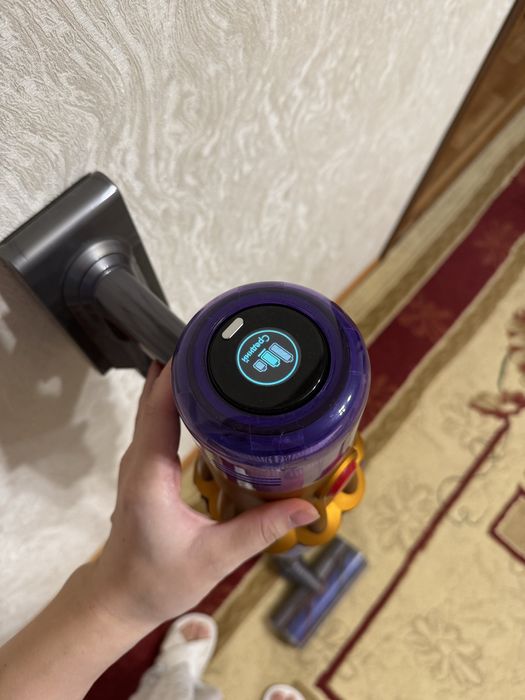 Продам пылесос dyson v 12 detect slim absolut