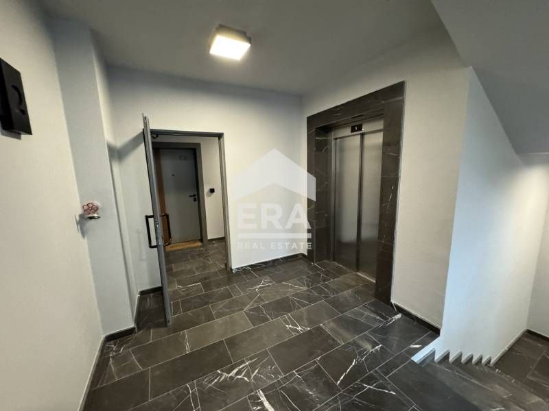 Продава се Четиристаен апартамент в к.к. Св.Св. Константин и Елена - 135 кв.м за 1963 €/кв.м - Снимка #10