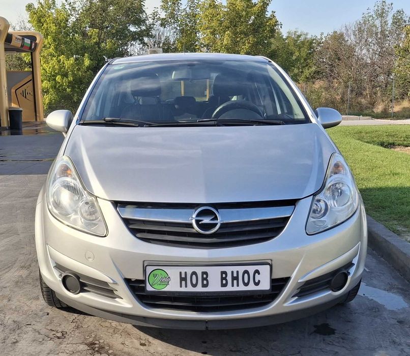 Opel Corsa D 1.2i 16V - 80PS