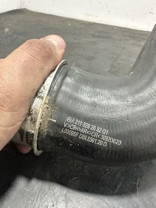 Furtun intercooler Mercedes E- Class W211 Cls W219 CLS320 E320 3.0 V6