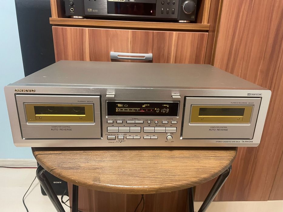 Onkyo TA-RW244 Double Cassette Deck