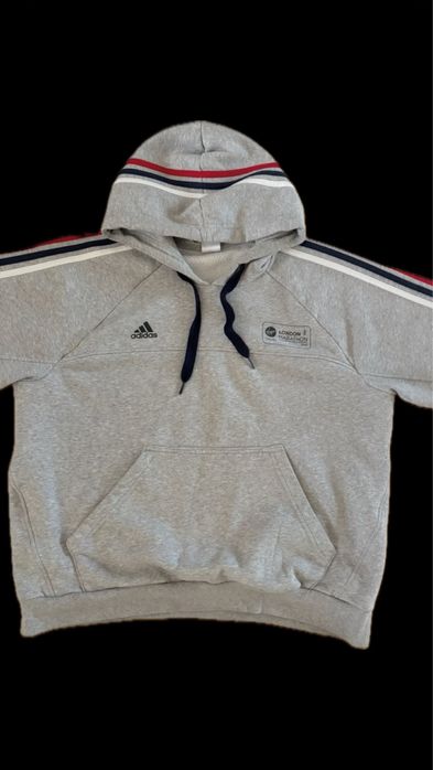 Adidas performance essential