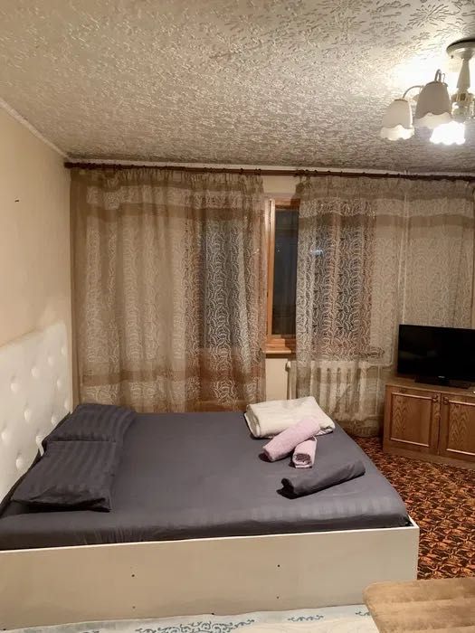 Продам спальный гарнитур