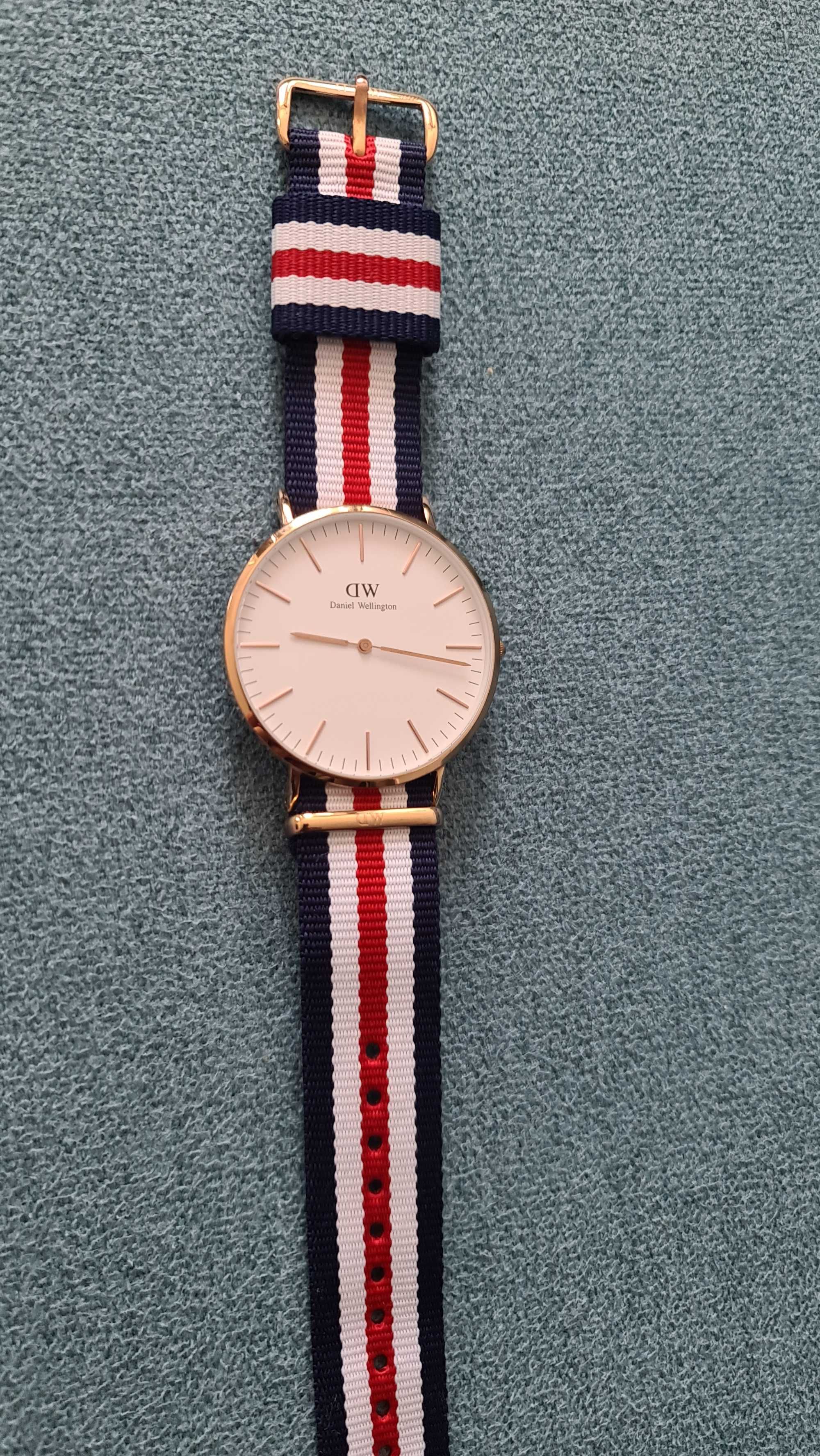 Ceas Daniel Wellington classic, ca NOU!