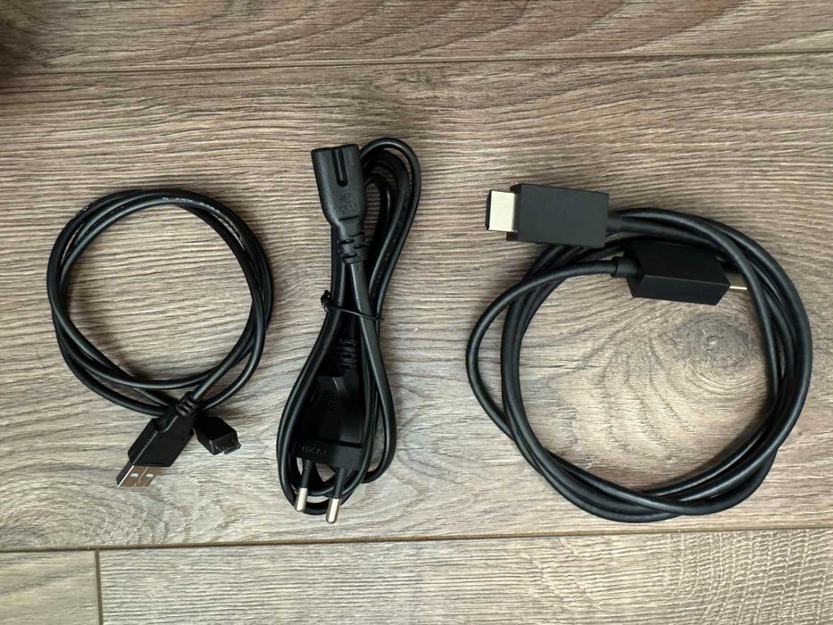 PS4 Pro с 2 контролера