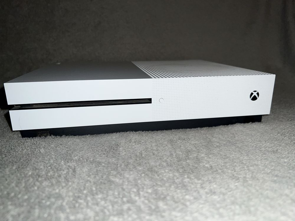 Vand Xbox One S 500Gb