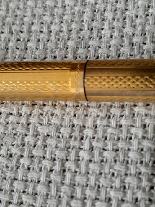 Pix Ballograf model Bacarat placat aur marcat