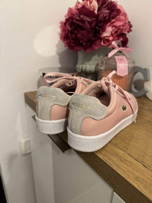 Vand pantofi sport Lacoste 36