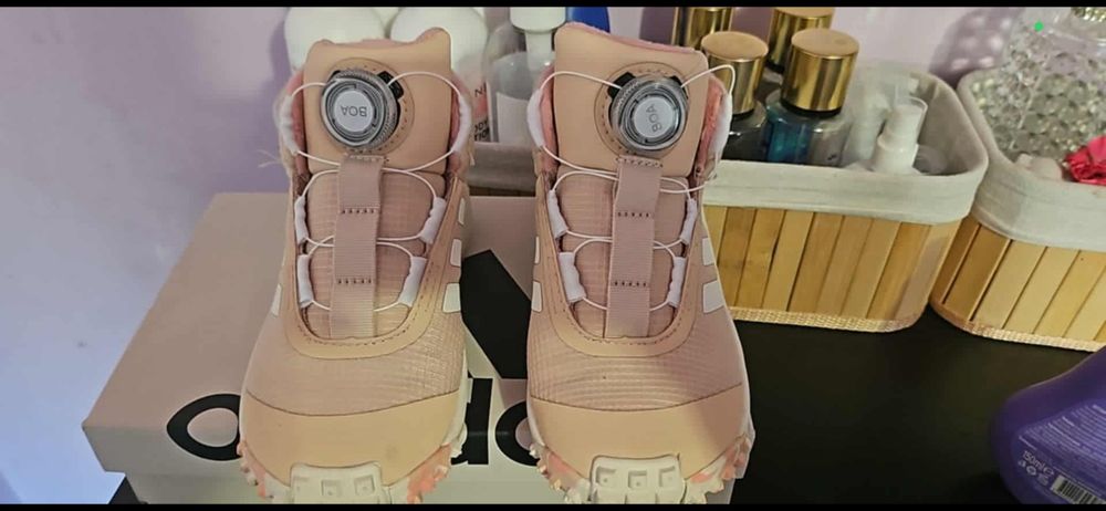 Маратонки nike air max и adidas fortatril