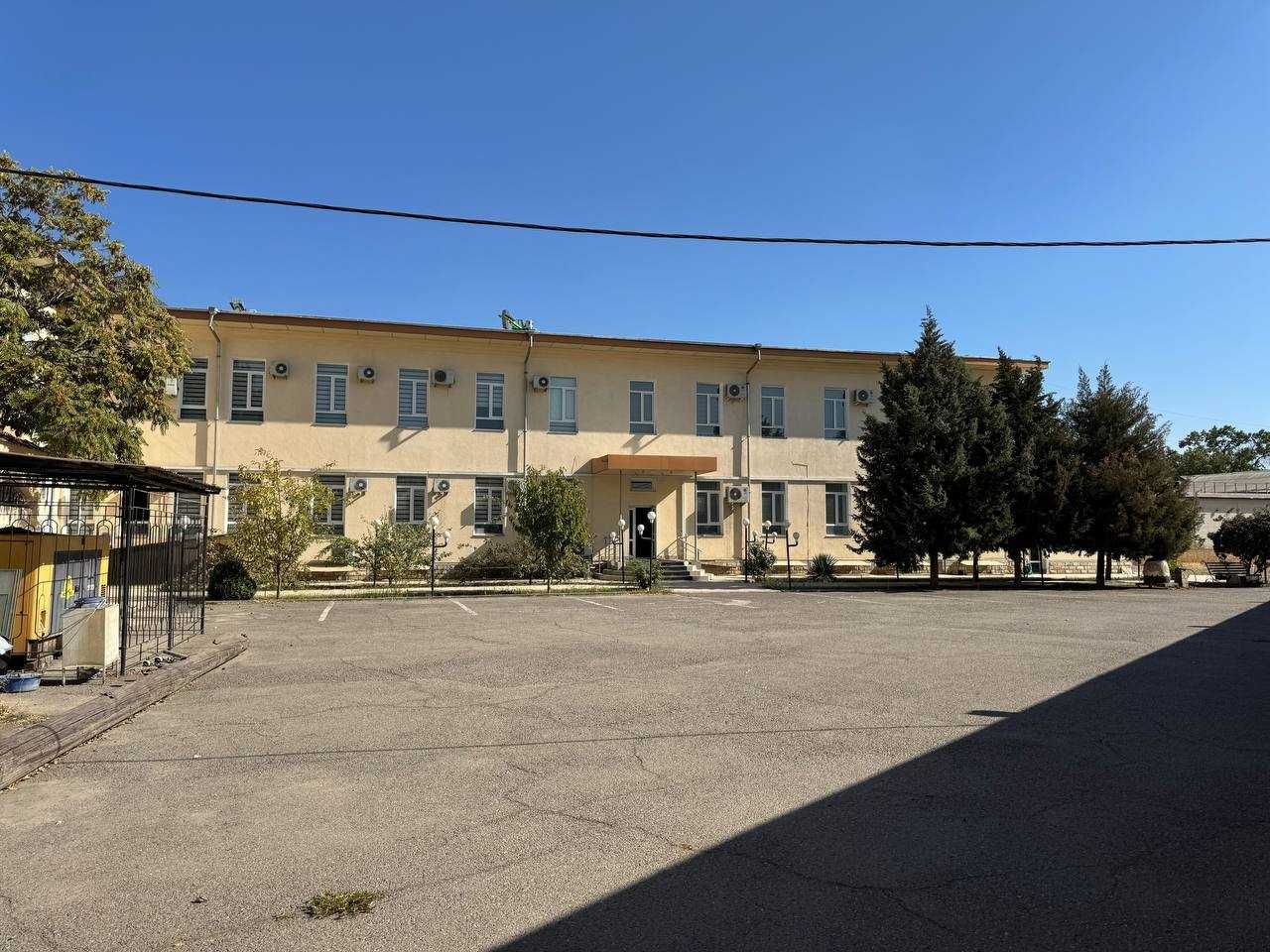 Сдается 2550м² Здания на 60 сотках в ЦЕНТРЕ,  Мирабадский р-н, Гринвич