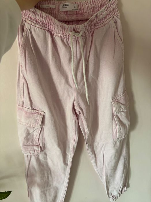 РОЗОВ карго панталон Бершка. 34 размер.