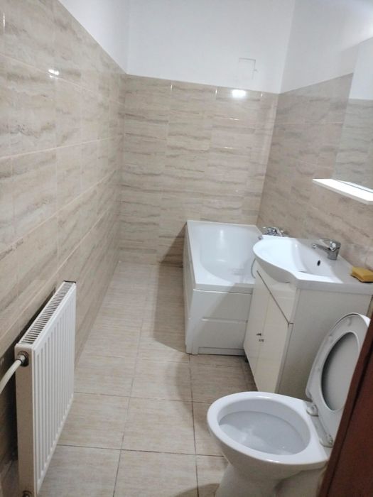 Vand apartament 2 camere