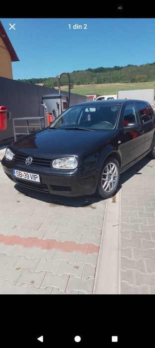 Vând golf 4 acte la zi