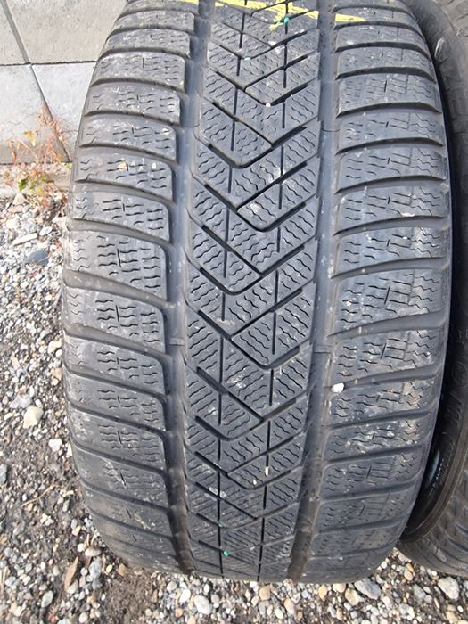 Anvelope 275/35R19 marca Pirelli, M +S, DOT 2021