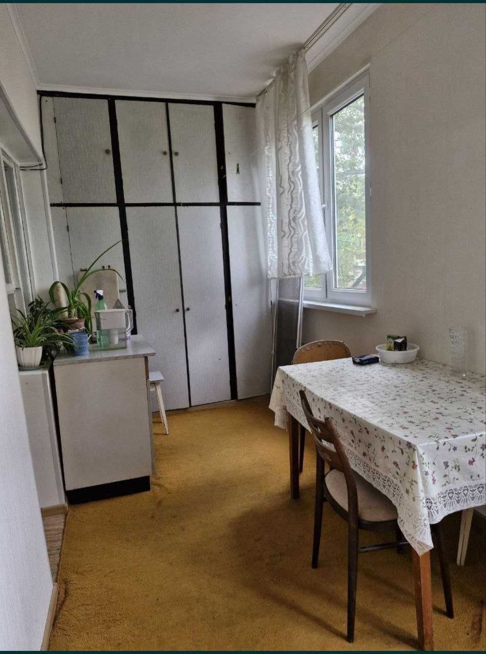 м.Буюк Ипак Йули Саехат с/м Макро 2-комн 3/4 60 м² чистая обстановка