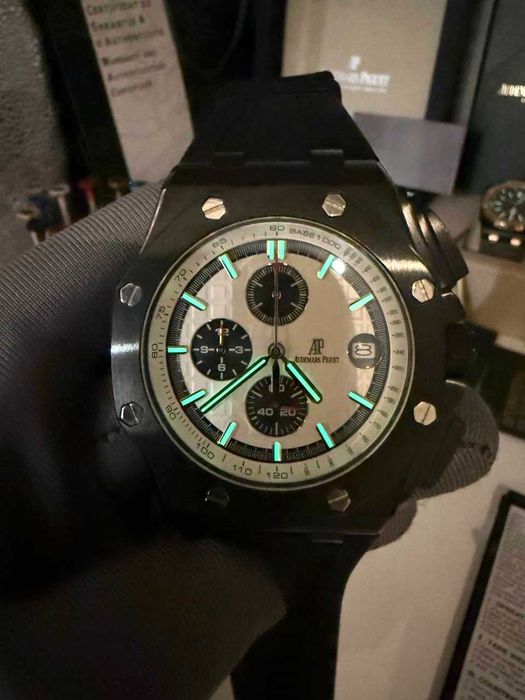 audemars piguet offshore черно бяло
