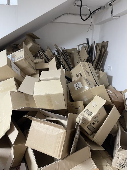 Коробки разных размеров и плотности