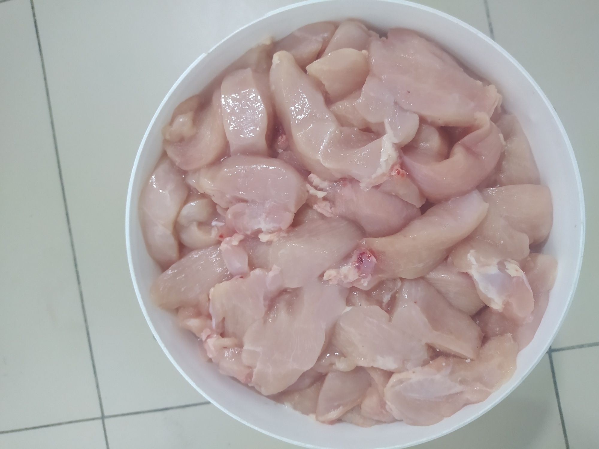 Стрипцы Грудка и крылья и мяса от окорочка