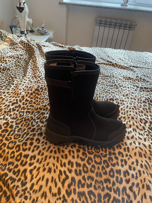 Продам мужские вещи кофты 48 р - 800 т, костюмы спрртивные 54 р