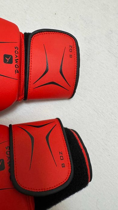 Mănuși Box Domyos 8oz – Ca Noi, Ideal Antrenament
