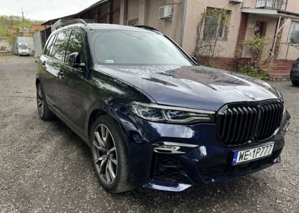 BMW X7 4.0D drive на части