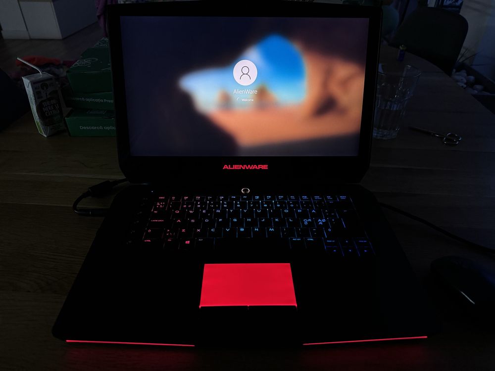 Laptop Alienware M15r2(ecran 4k cu ts)RAR.