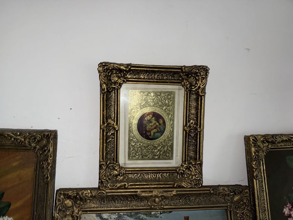 Tablouri pe panza la 1000 lei bucata