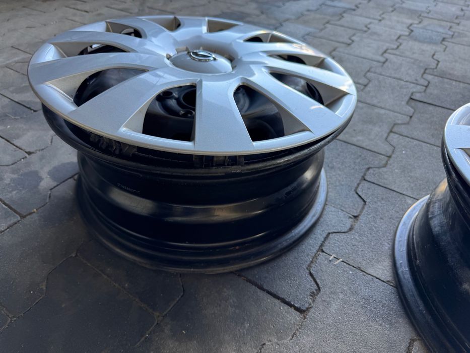 Метални джанти 16 ки с тасове