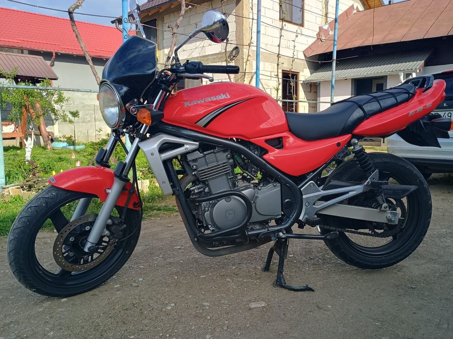 Se vinde kavasaki  er5 la doar 23 000 de km în creștere