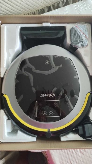 Прахосмукачка робот Welmax Valerio