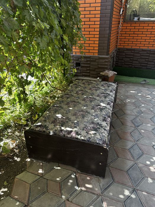кровать диван срочно