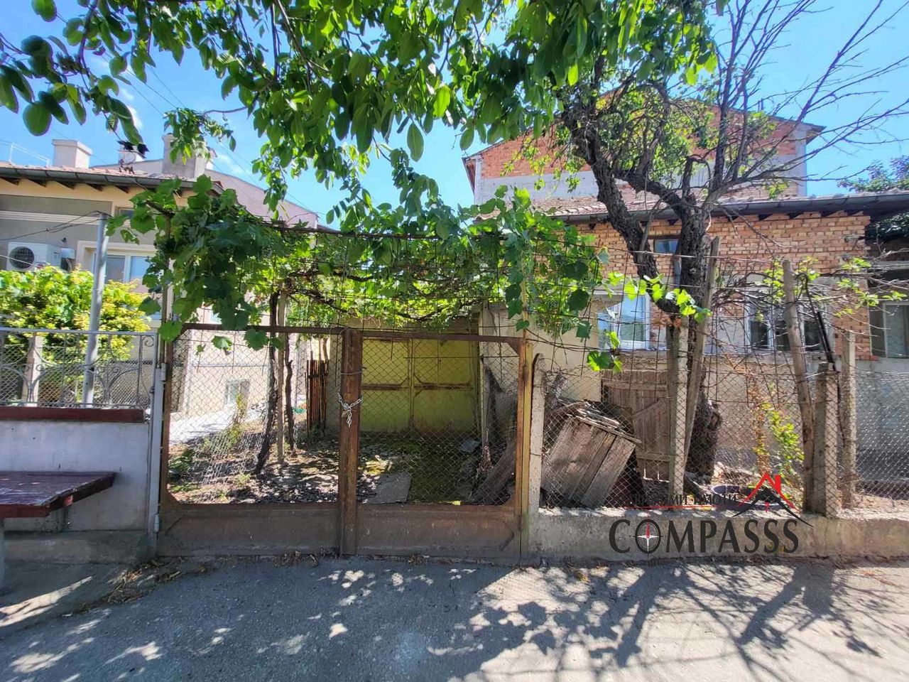 Продава се Къща в Добрич, Северен парк - 80 кв.м за 1078 €/кв.м - Снимка #14