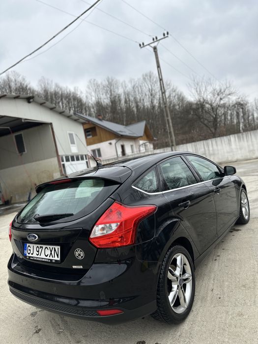 Ford Focus 1.0 Ecoboost ediție UEFA CHAMPIONS LEAGUE