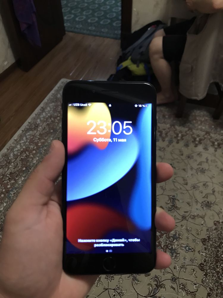 Iphone 7 plus 128gb jet black