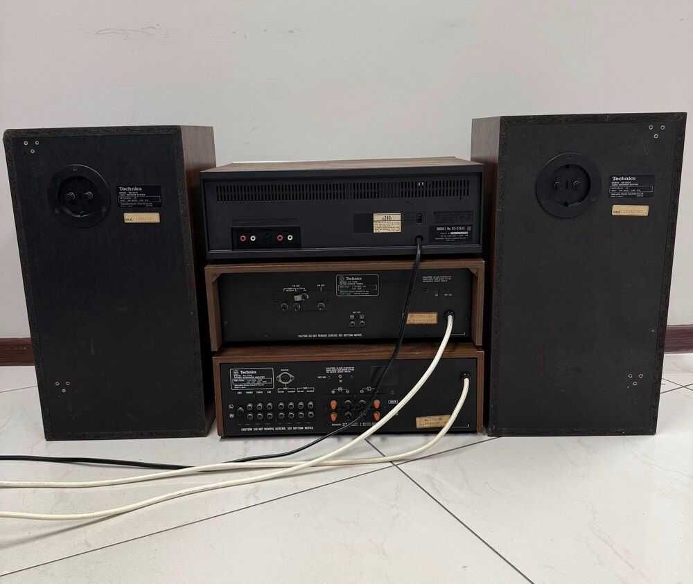 Ретро аудио сет TECHNICS - Усилвател, Тунер , Дек + Колони SB-3030